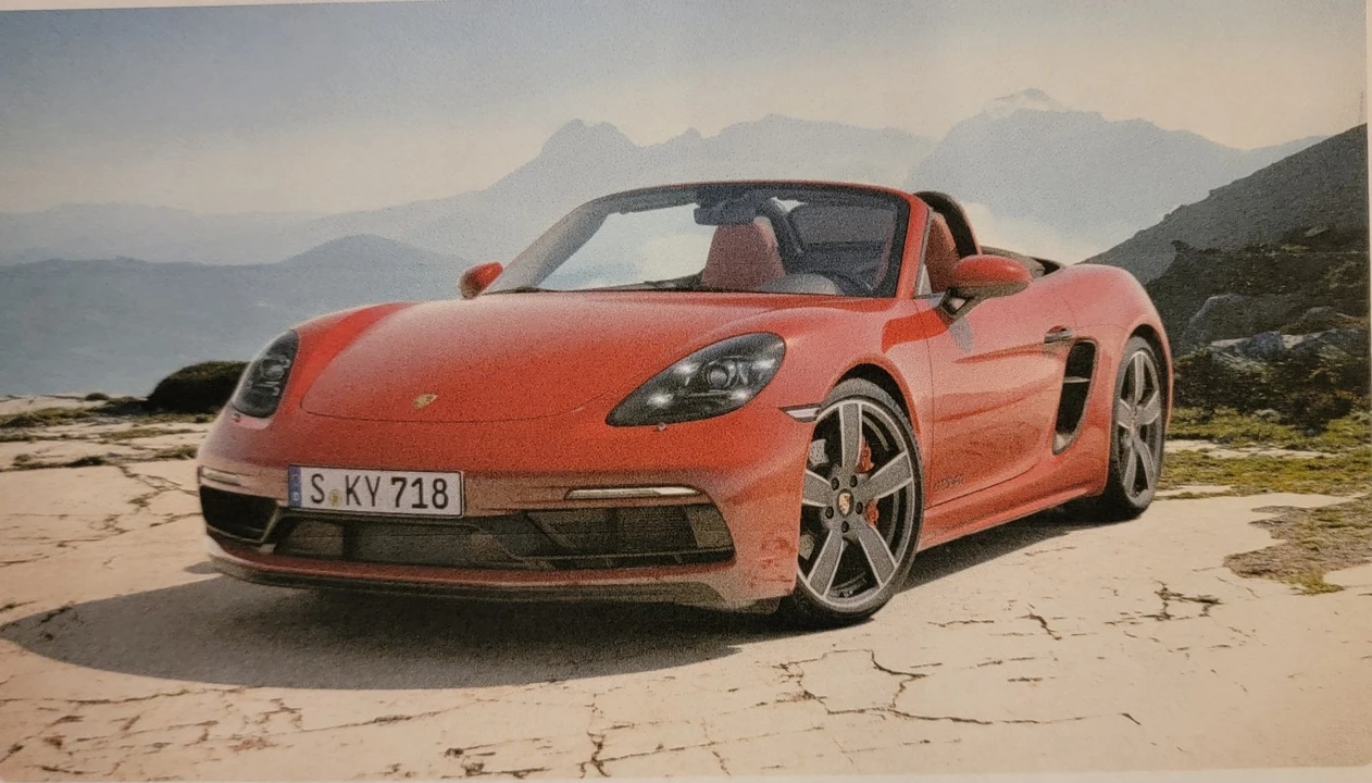 2021 Porsche 718 Boxster GTS - Image 14 of 21