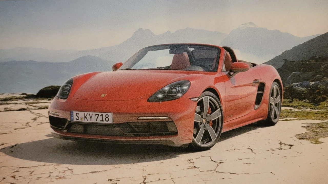 2021 Porsche 718 Boxster GTS - Image 13 of 21