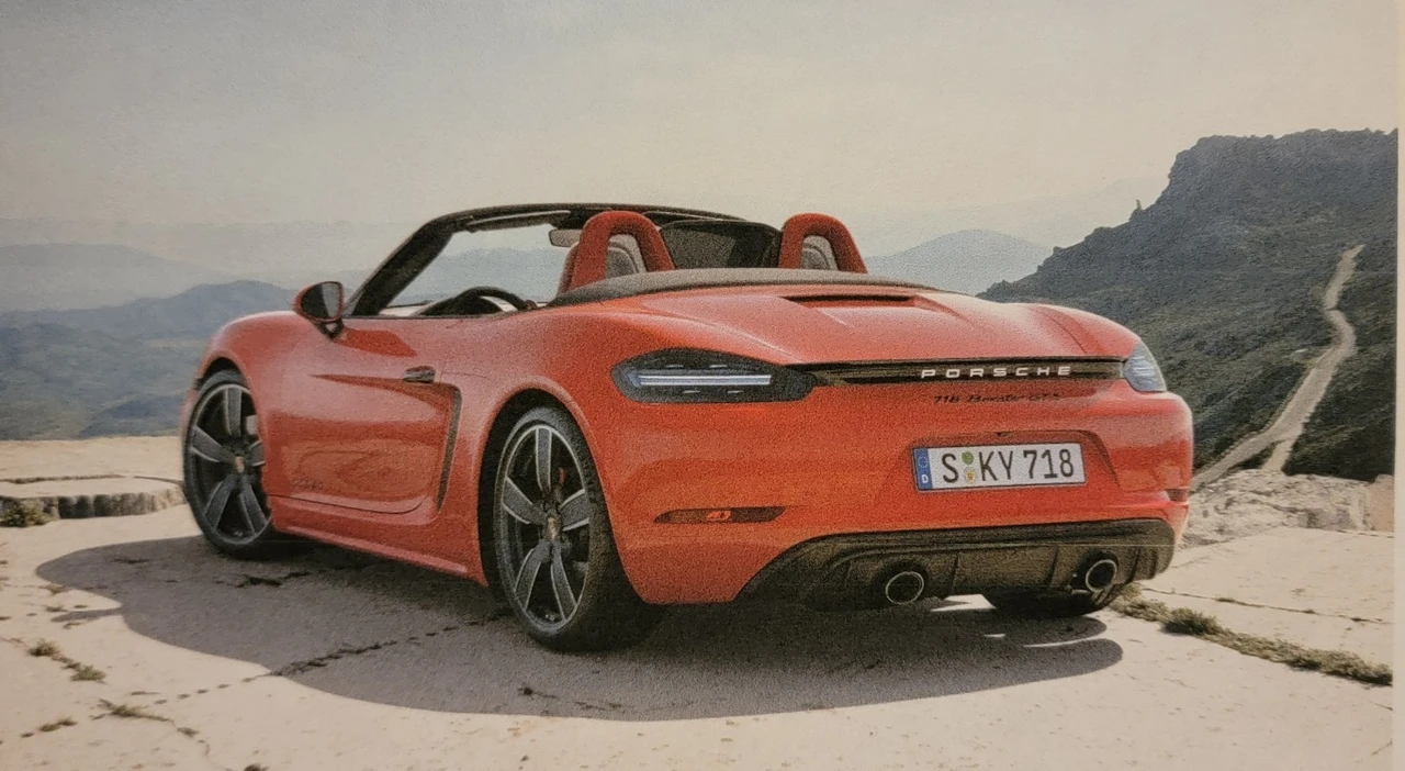 2021 Porsche 718 Boxster GTS - Image 15 of 21