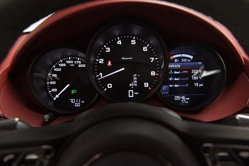 2021 Porsche 718 Boxster Spyder - Image 18 of 21