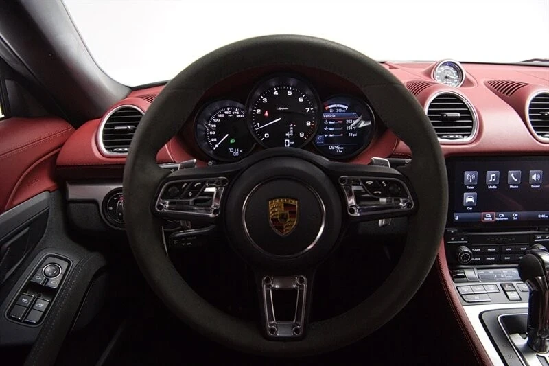 2021 Porsche 718 Boxster Spyder - Image 17 of 21