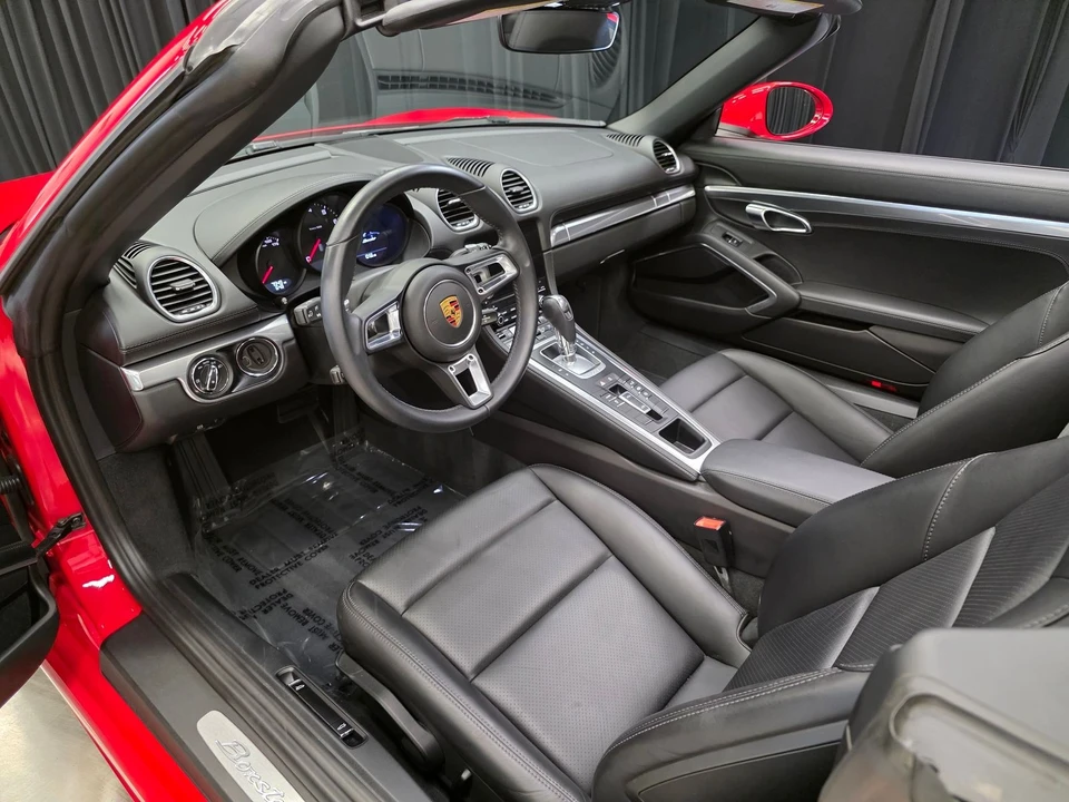 2021 Porsche 718 Boxster T - Image 21 of 31