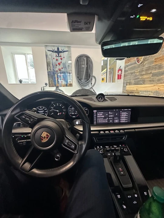2021 Porsche 992 Carrera 4 - Image 6 of 8