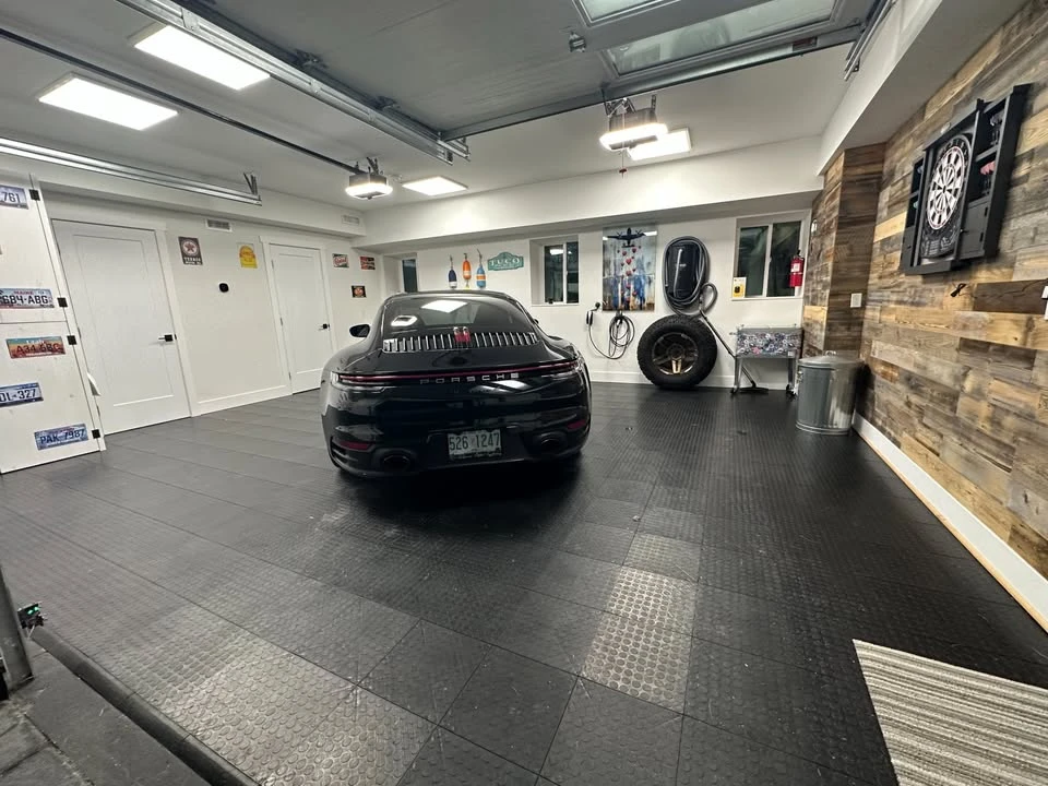 2021 Porsche 992 Carrera 4 - Image 7 of 8