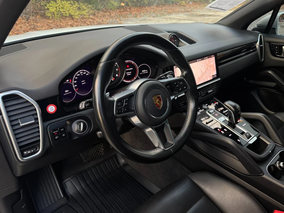 2021 Porsche 9Y0/9Y3 Cayenne - Image 10 of 12