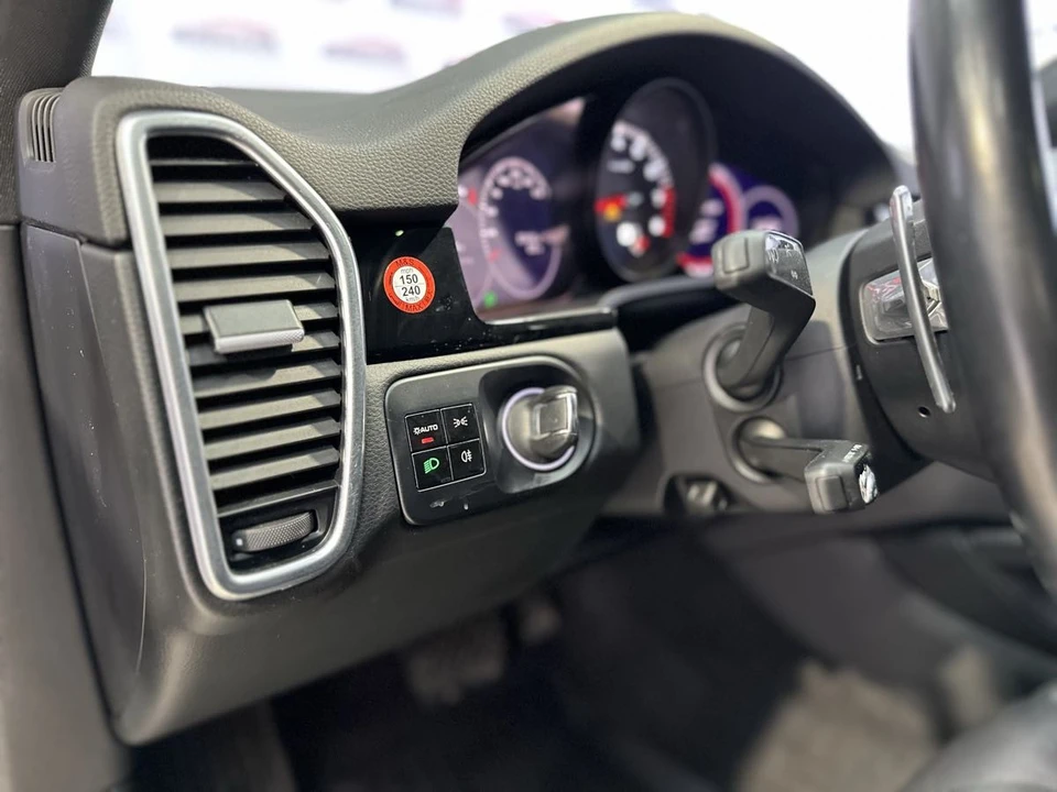 2021 Porsche 9Y0/9Y3 Cayenne - Image 9 of 21