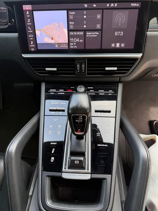 2021 Porsche 9Y0/9Y3 Cayenne - Image 12 of 19
