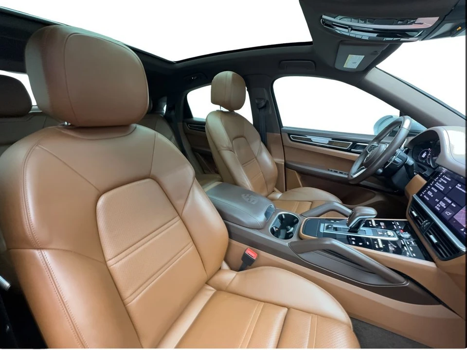 2021 Porsche - Image 30 of 31