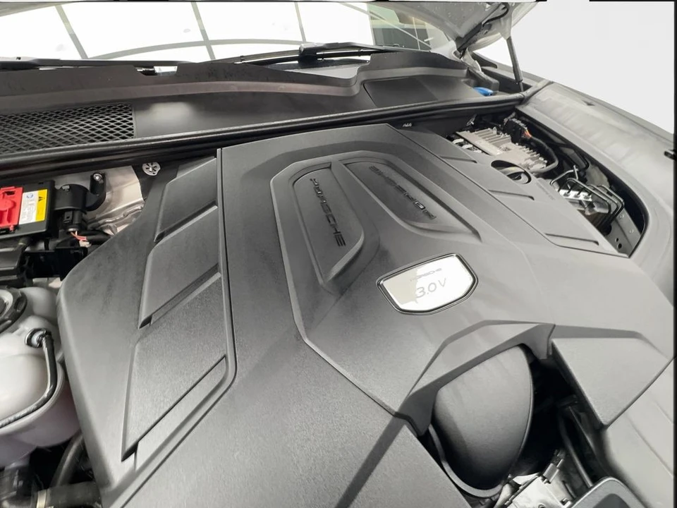 2021 Porsche 9Y0/9Y3 Cayenne - Image 18 of 31