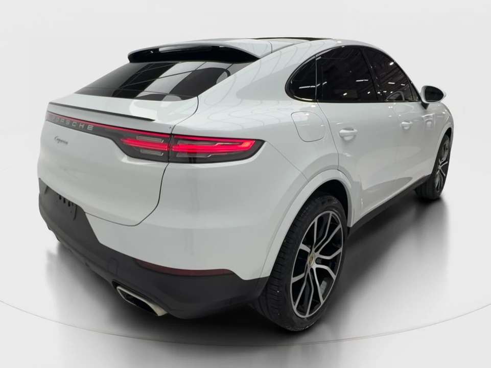2021 Porsche - Image 7 of 31
