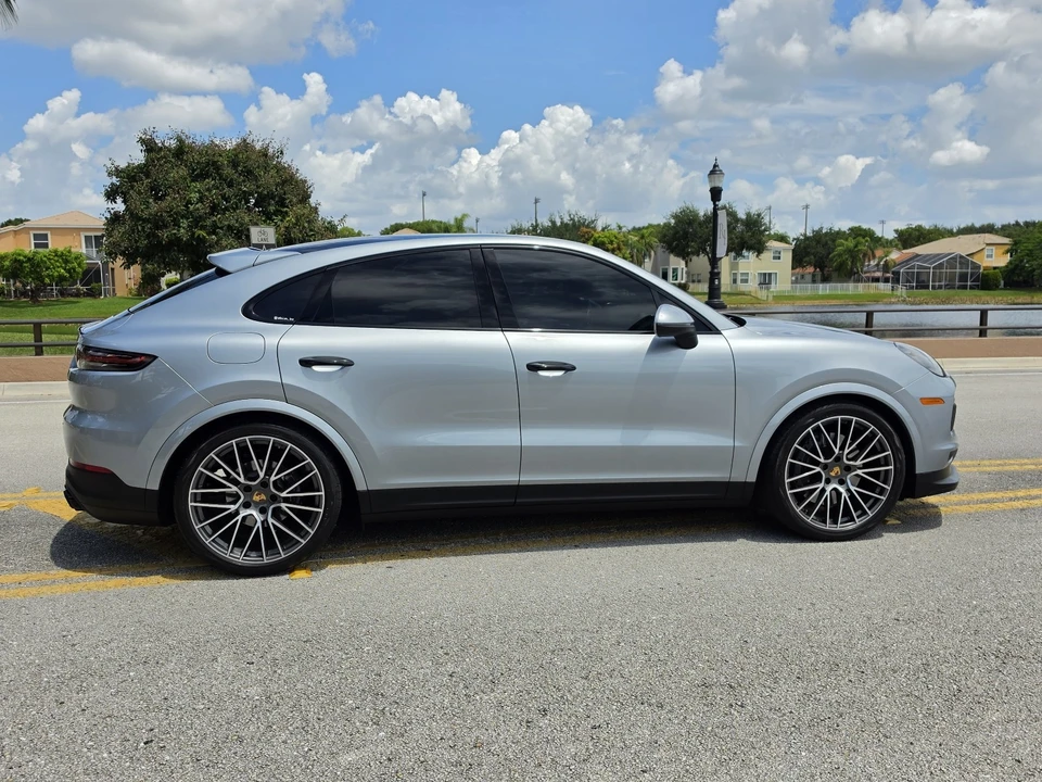 2021 Porsche 9Y0/9Y3 Cayenne Coupe - Image 7 of 28