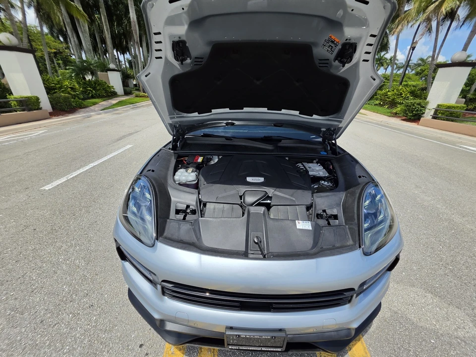 2021 Porsche 9Y0/9Y3 Cayenne Coupe - Image 26 of 28