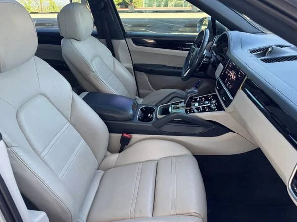 2021 Porsche 9Y0/9Y3 Cayenne - Image 15 of 17