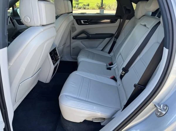 2021 Porsche 9Y0/9Y3 Cayenne - Image 13 of 17