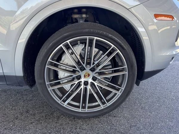 2021 Porsche 9Y0/9Y3 Cayenne - Image 9 of 17