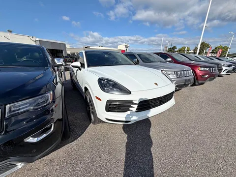 2021 Porsche Cayenne Coupe Base