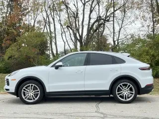 2021 Porsche 9Y0/9Y3 Cayenne - Image 2 of 4