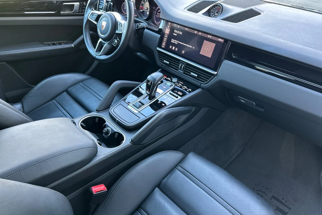 2021 Porsche 9Y0/9Y3 Cayenne - Image 18 of 21
