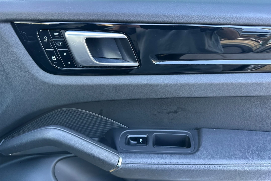 2021 Porsche 9Y0/9Y3 Cayenne - Image 20 of 21