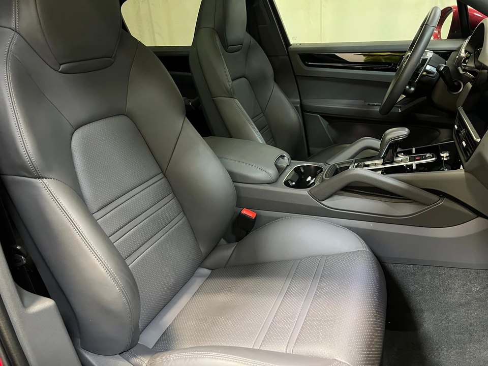 2021 Porsche 9Y0/9Y3 Cayenne Coupe - Image 4 of 31