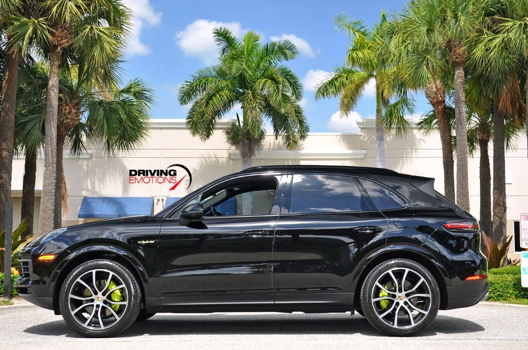 2021 Porsche 9Y0/9Y3 Cayenne - Image 18 of 21