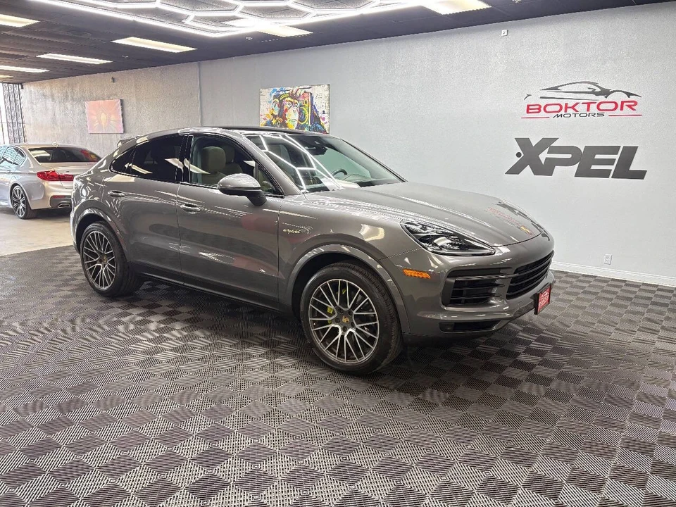 2021 Porsche 9Y0/9Y3 Cayenne - Image 2 of 12