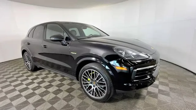 2021 Porsche Cayenne E-Hybrid