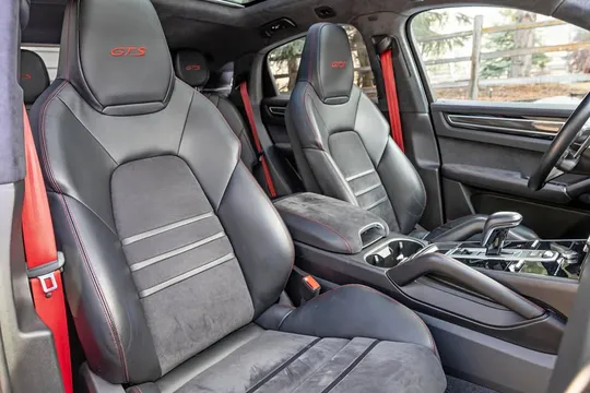 2021 Porsche Cayenne GTS Coupe
