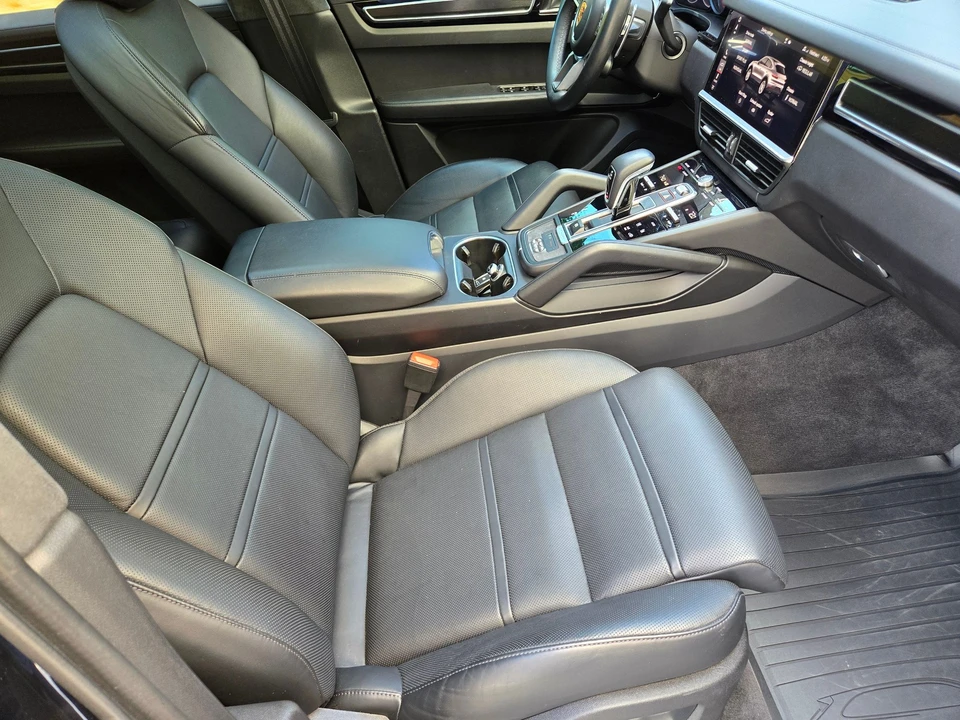 2021 Porsche 9Y0/9Y3 Cayenne GTS - Image 6 of 9