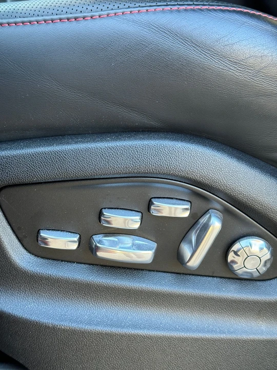 2021 Porsche 9Y0/9Y3 Cayenne GTS - Image 9 of 13