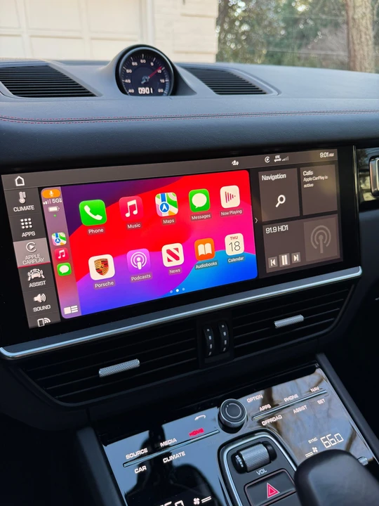 2021 Porsche 9Y0/9Y3 Cayenne GTS - Image 12 of 13