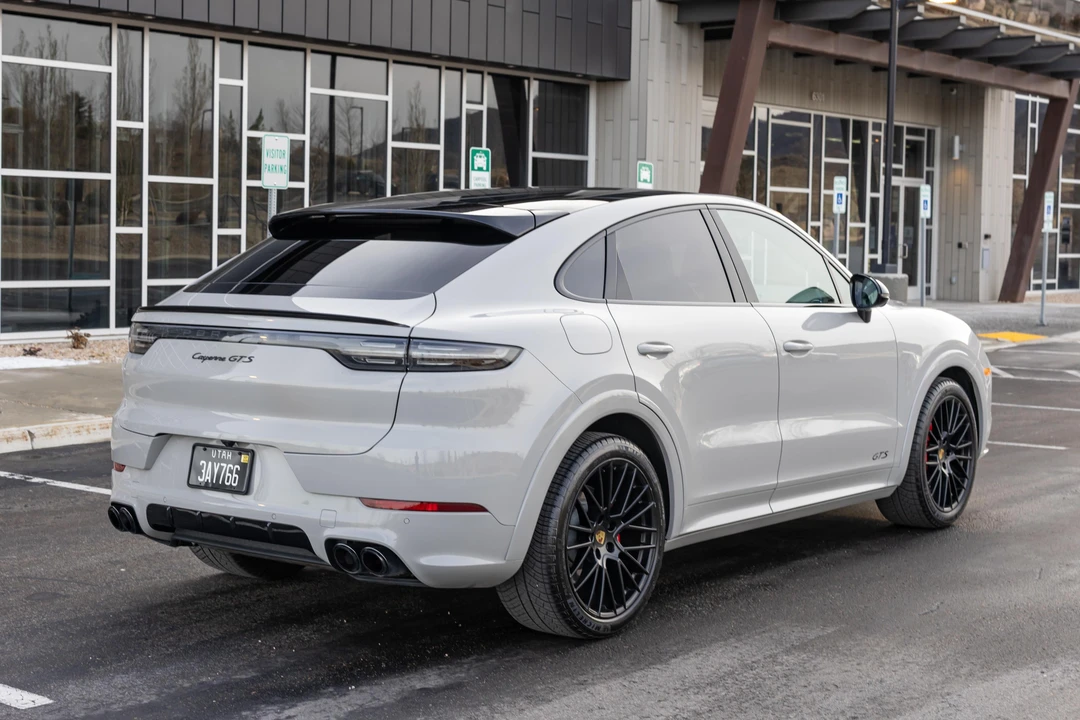 2021 Porsche 9Y0/9Y3 Cayenne GTS - Image 7 of 31