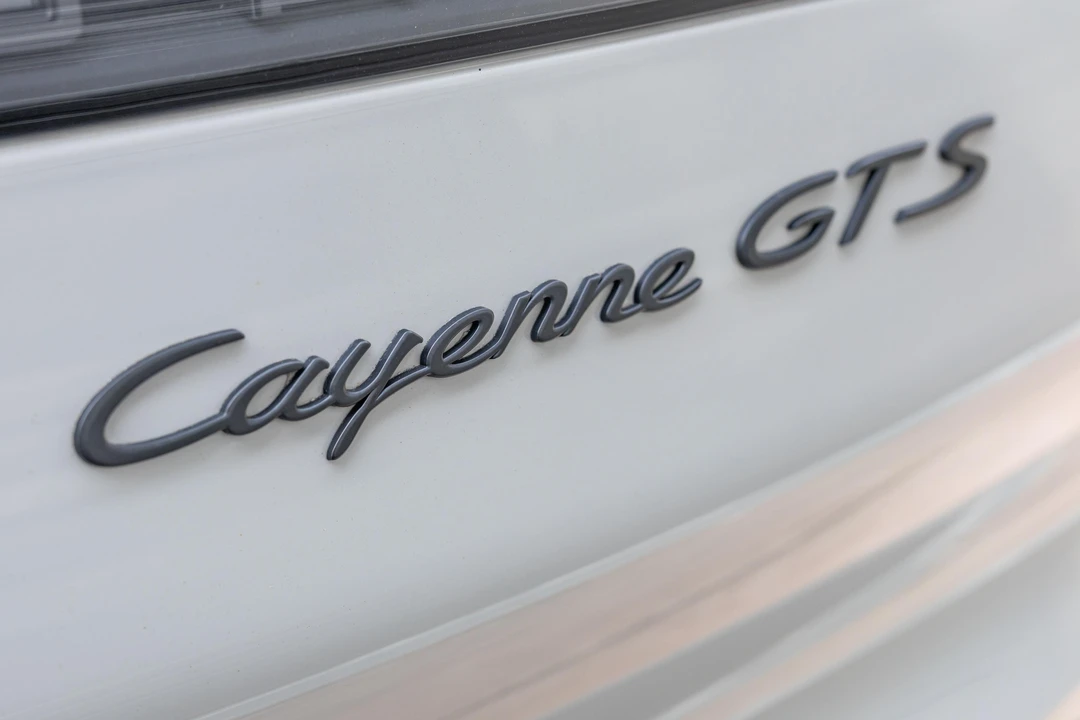 2021 Porsche 9Y0/9Y3 Cayenne GTS - Image 19 of 31