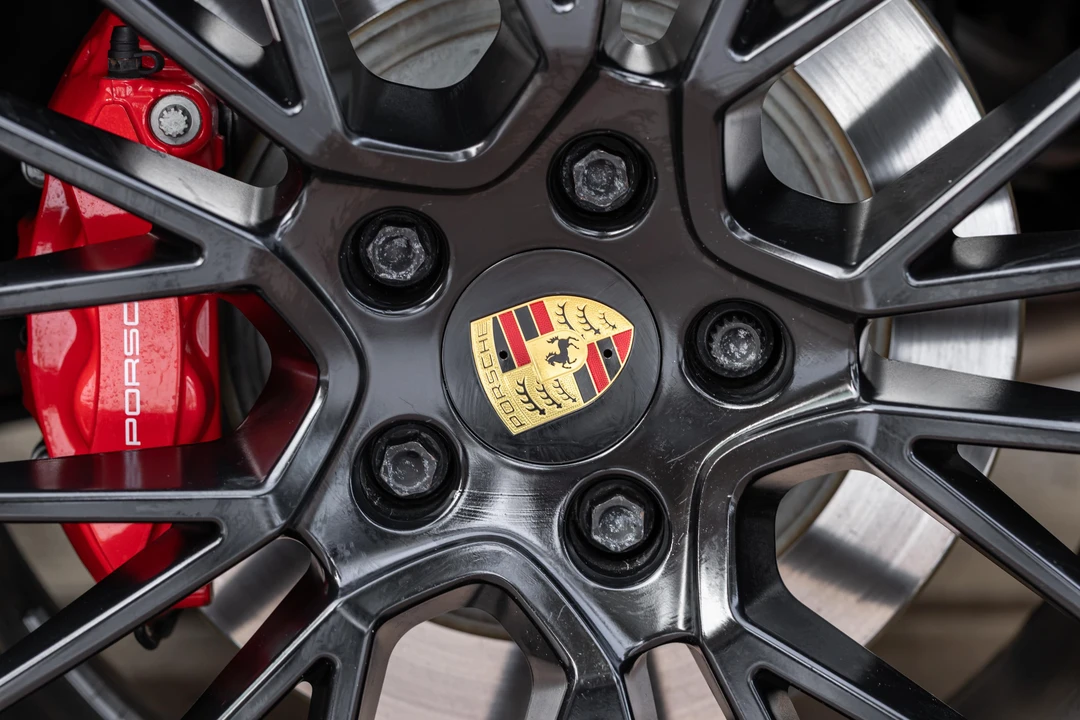 2021 Porsche 9Y0/9Y3 Cayenne GTS - Image 29 of 31