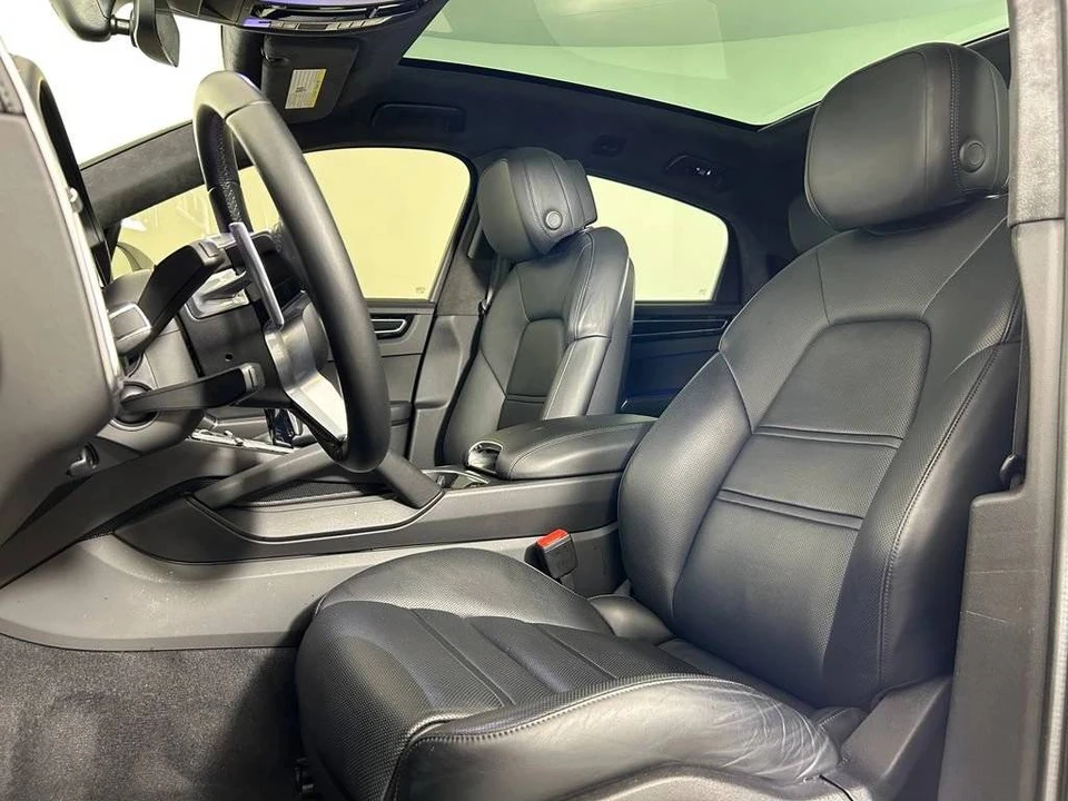 2021 Porsche 9Y0/9Y3 Cayenne GTS - Image 5 of 5