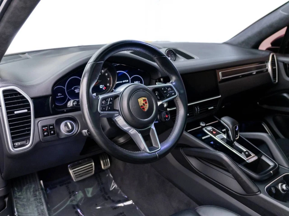 2021 Porsche 9Y0/9Y3 Cayenne GTS - Image 4 of 5