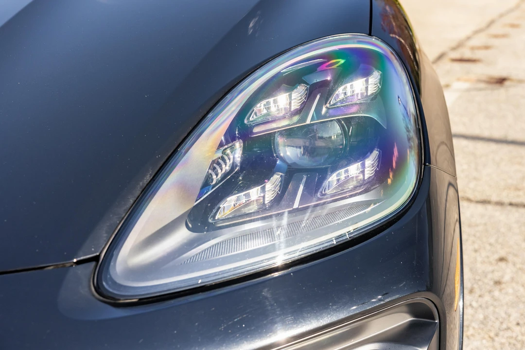 2021 Porsche 9Y0/9Y3 Cayenne GTS - Image 13 of 31