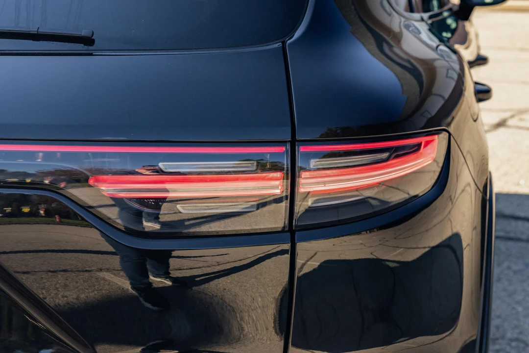 2021 Porsche 9Y0/9Y3 Cayenne GTS - Image 19 of 31