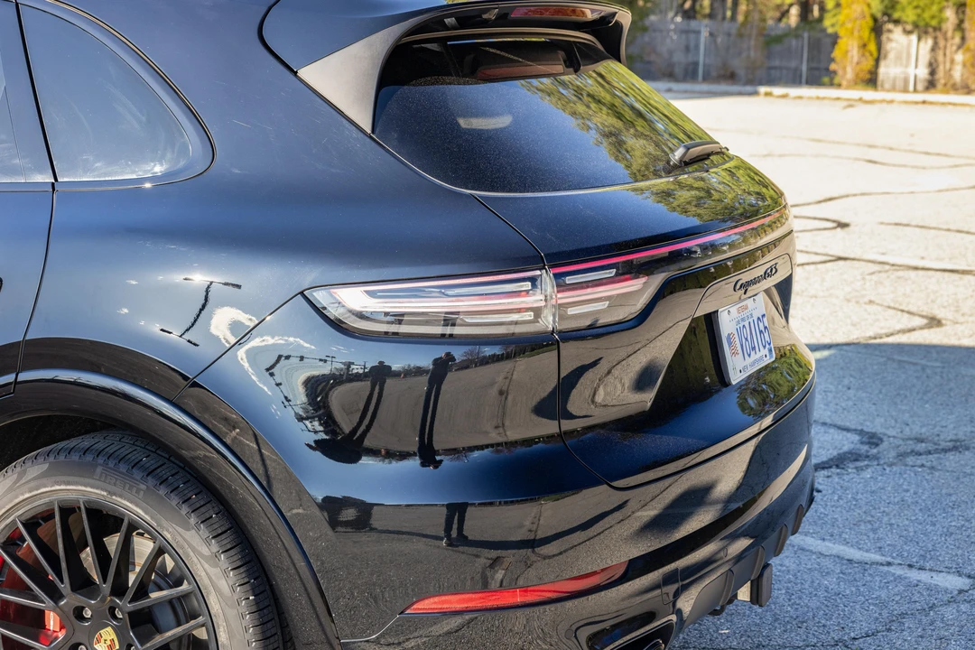 2021 Porsche 9Y0/9Y3 Cayenne GTS - Image 16 of 31