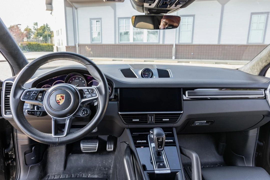 2021 Porsche 9Y0/9Y3 Cayenne GTS - Image 30 of 31