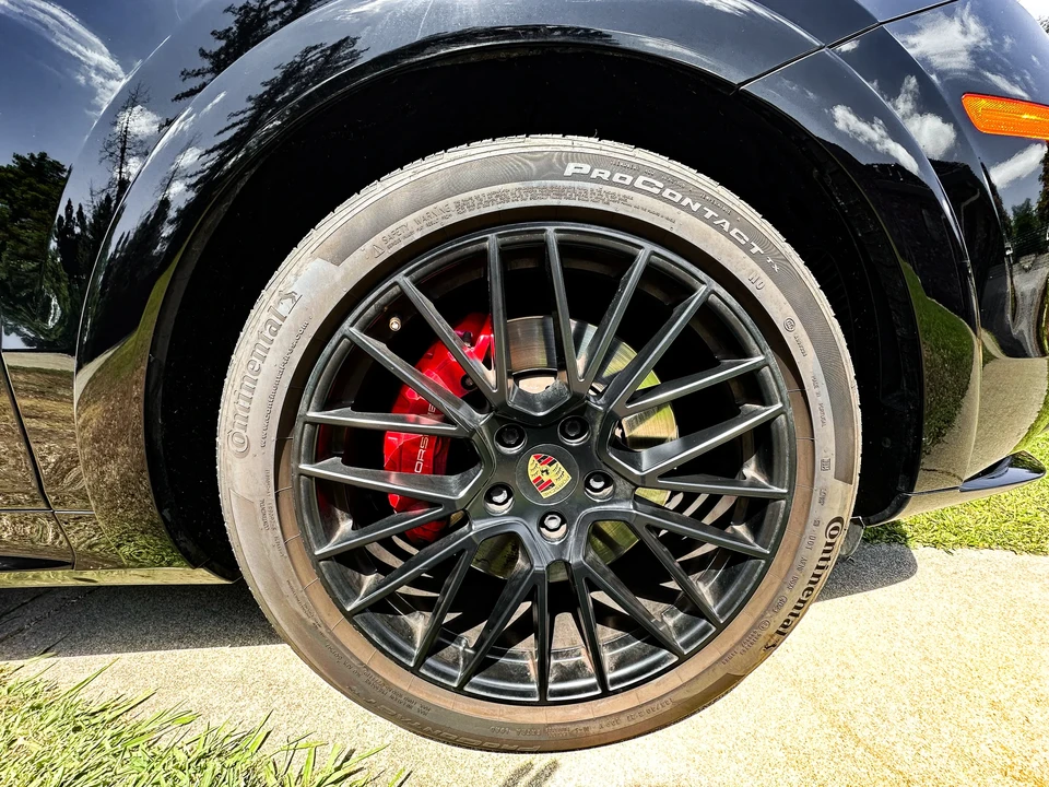 2021 Porsche 9Y0/9Y3 Cayenne GTS - Image 30 of 31
