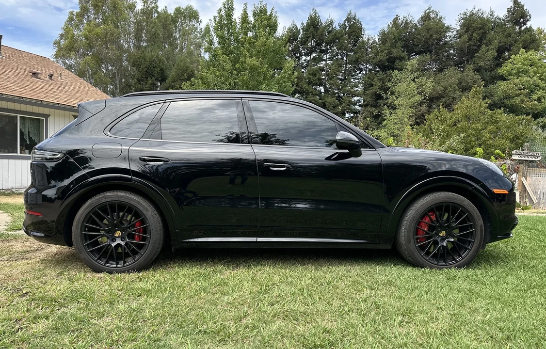 2021 Porsche 9Y0/9Y3 Cayenne GTS - Image 12 of 31