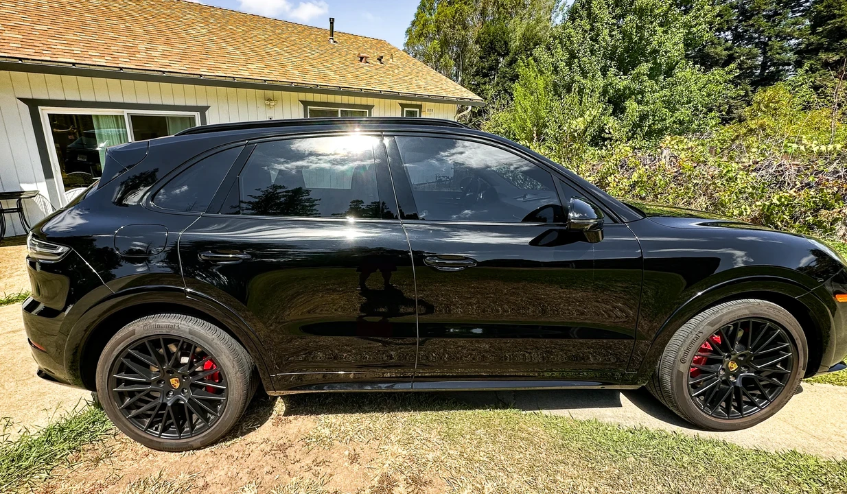 2021 Porsche 9Y0/9Y3 Cayenne GTS - Image 18 of 31