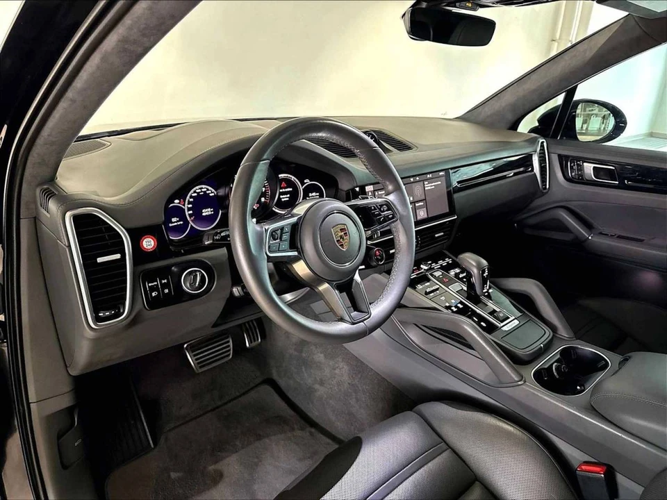 2021 Porsche 9Y0/9Y3 Cayenne GTS - Image 4 of 5