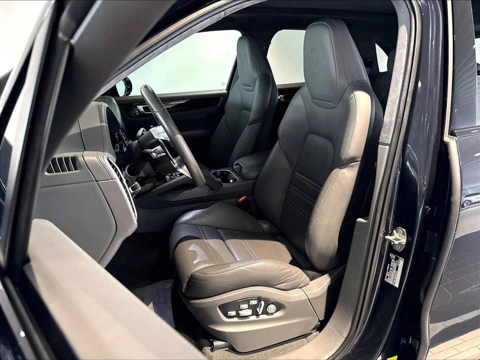2021 Porsche 9Y0/9Y3 Cayenne GTS - Image 5 of 5