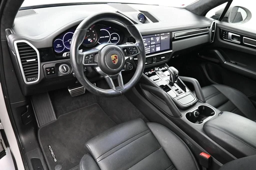 2021 Porsche 9Y0/9Y3 Cayenne GTS - Image 4 of 5