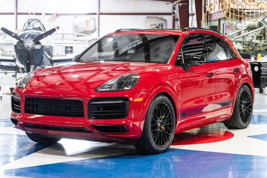 2021 Porsche Cayenne GTS