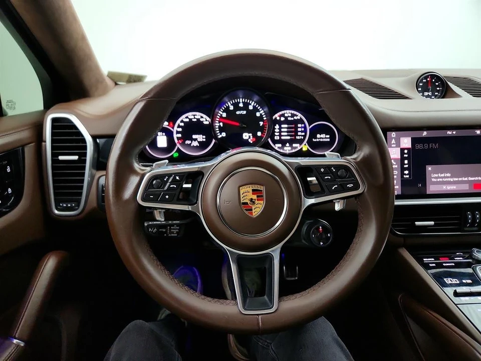 2021 Porsche 9Y0/9Y3 Cayenne GTS - Image 17 of 31