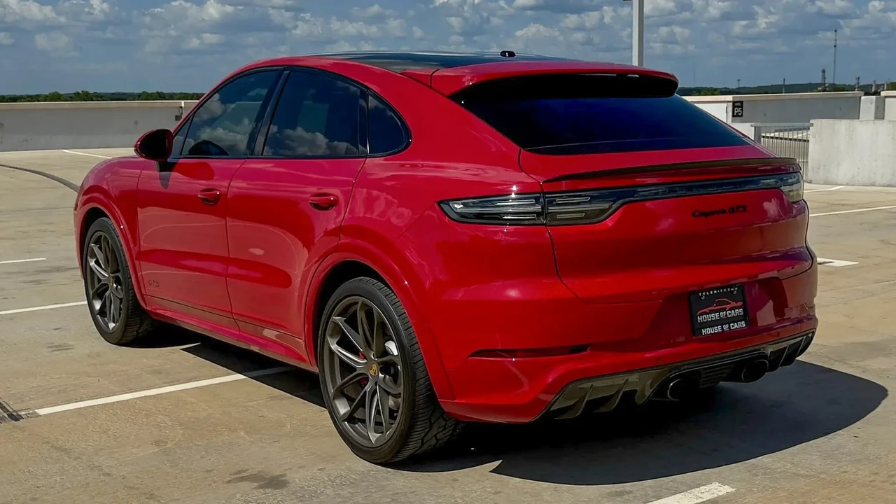 2021 Porsche 9Y0/9Y3 Cayenne GTS - Image 5 of 31