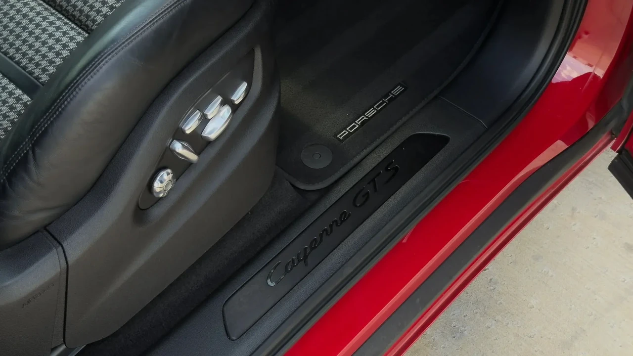 2021 Porsche 9Y0/9Y3 Cayenne GTS - Image 31 of 31